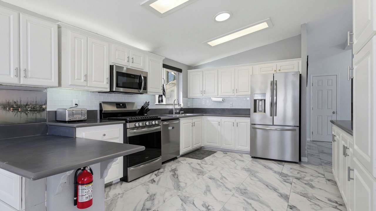 Photo of Kitchen in Lake Elsinore