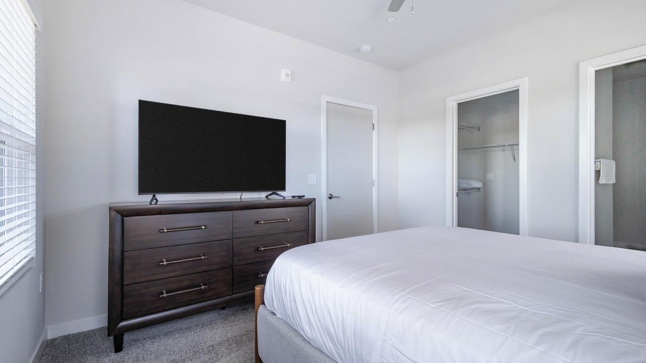 Photo of Bedroom in Santa Rosa