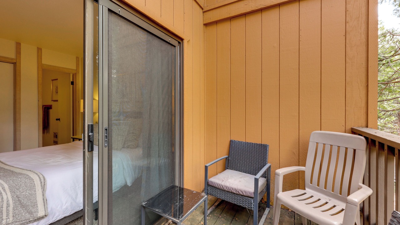 Photo of Bedroom in Shaver Lake
