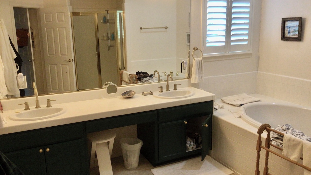 Photo of Bathroom in St. Helena