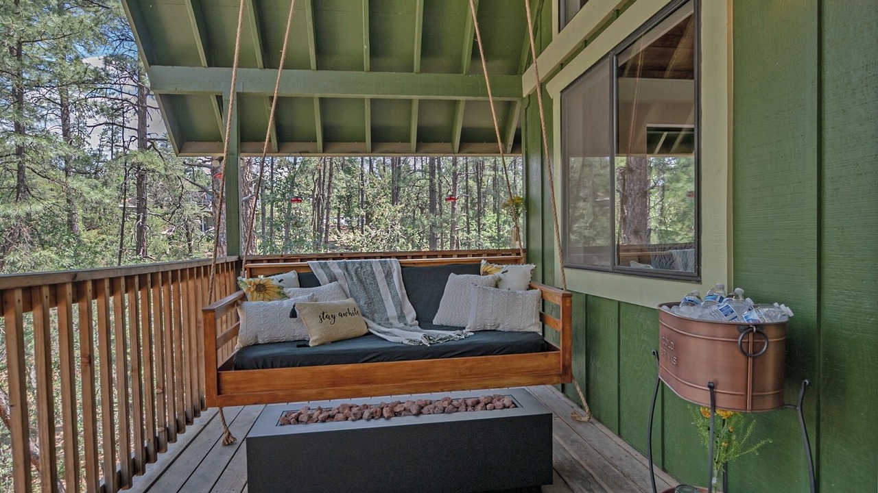 Photo of Patio Balcony in Pine