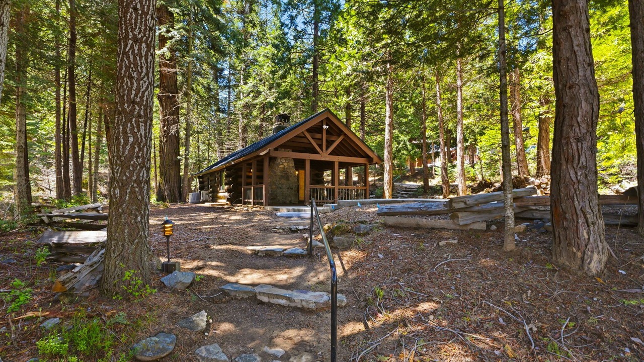 Photo of Outdoor in Fish Camp