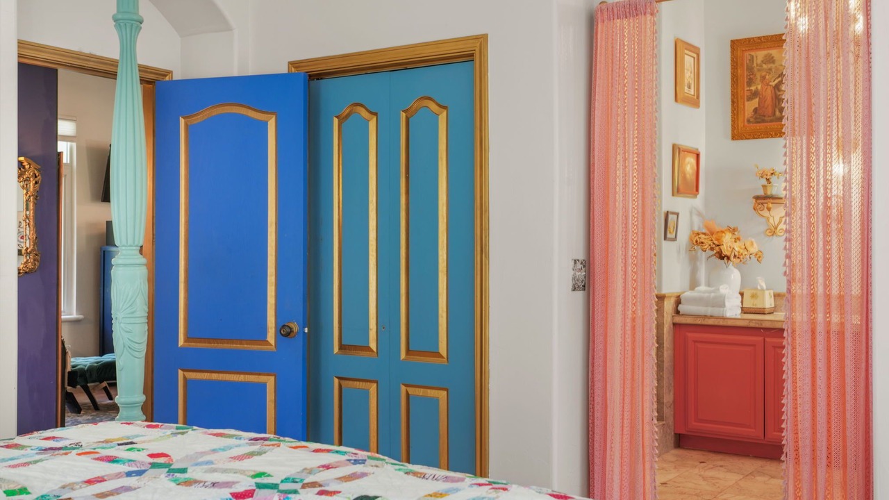 Photo of Bedroom in Oregon House