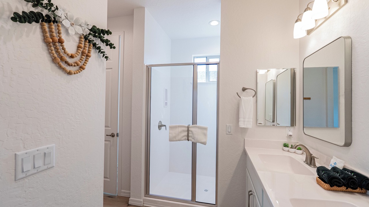 Photo of Bathroom in Cottonwood