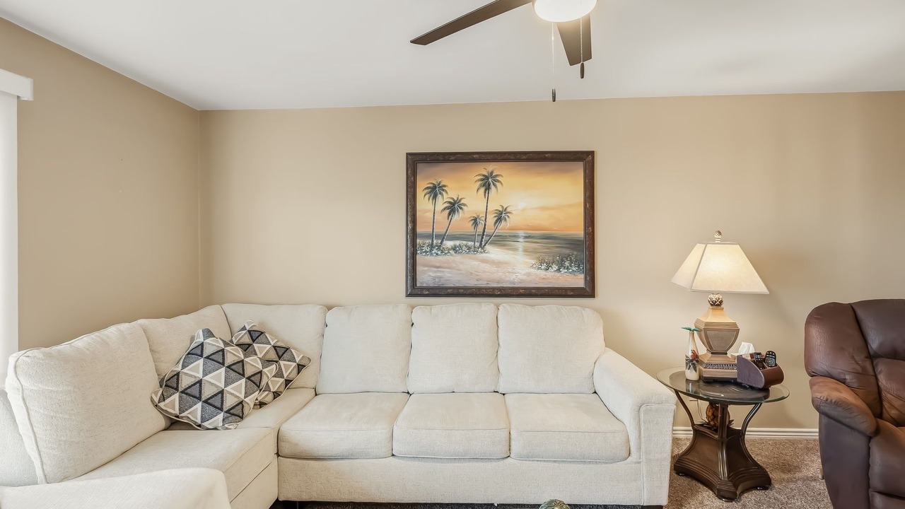 Photo of Livingroom in Bullhead City