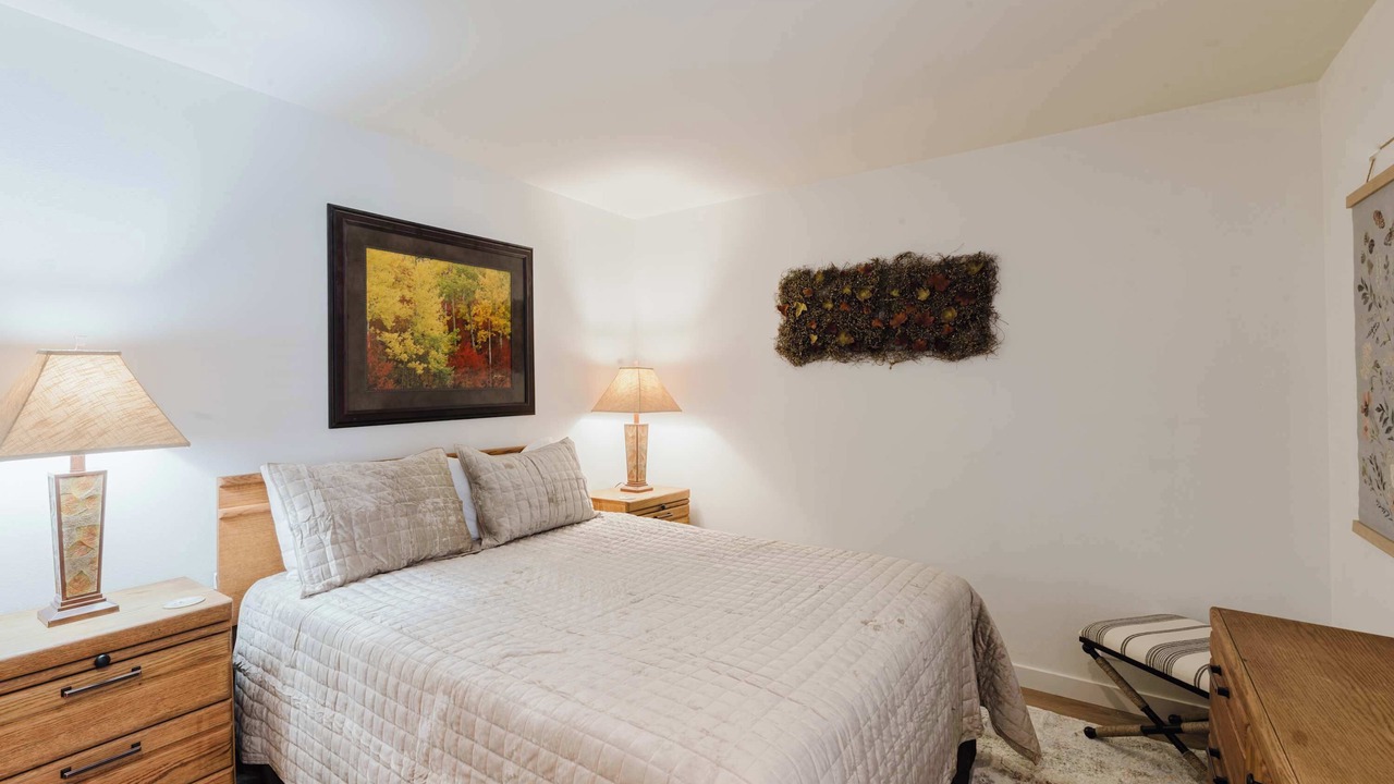 Photo of Bedroom in Sunriver