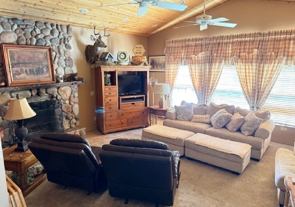 Photo of Livingroom in Mountain Club