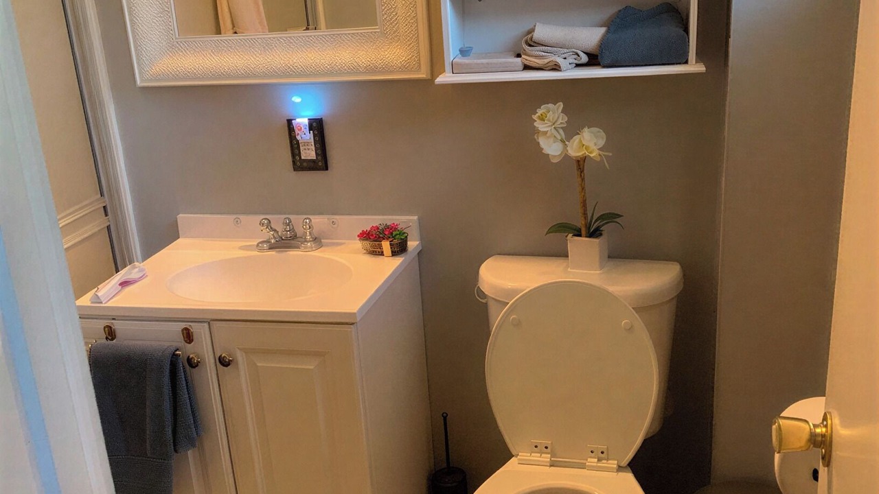 Photo of Bathroom in Costa Mesa