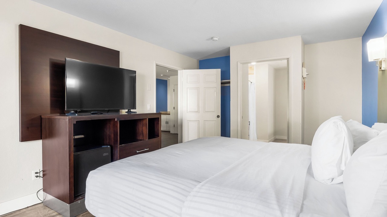 Photo of Bedroom in Westside Santa Cruz