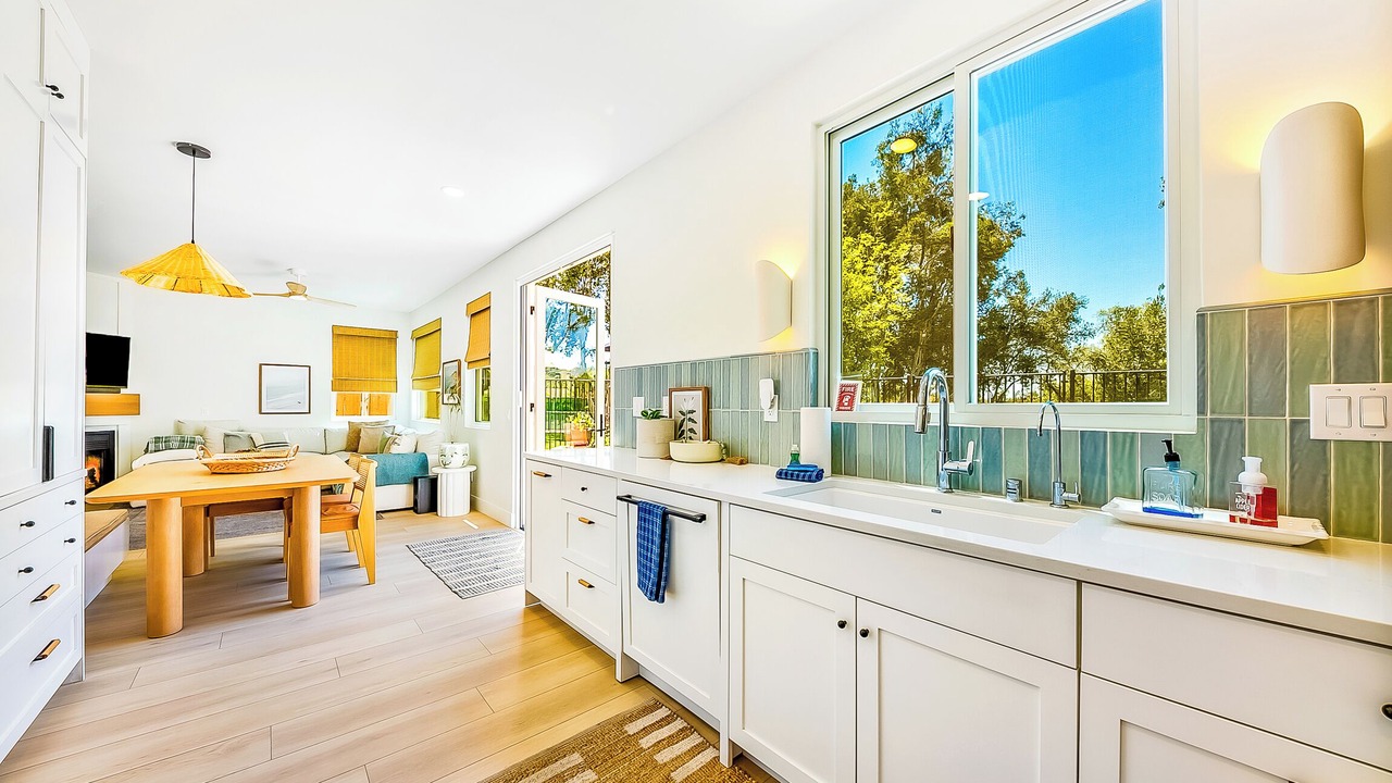 Photo of Kitchen in Ivey Ranch - Rancho Del Oro