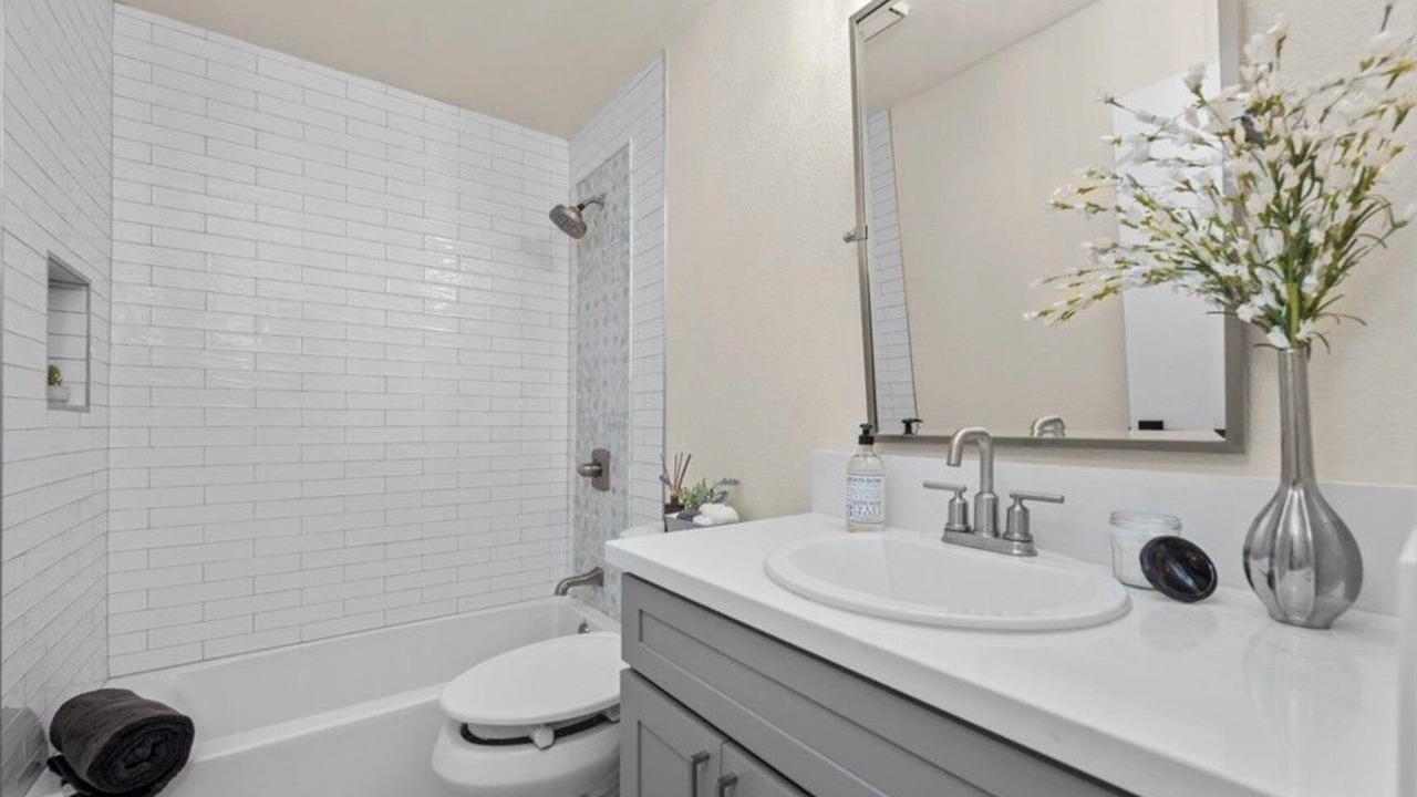 Photo of Bathroom in Sabre Springs