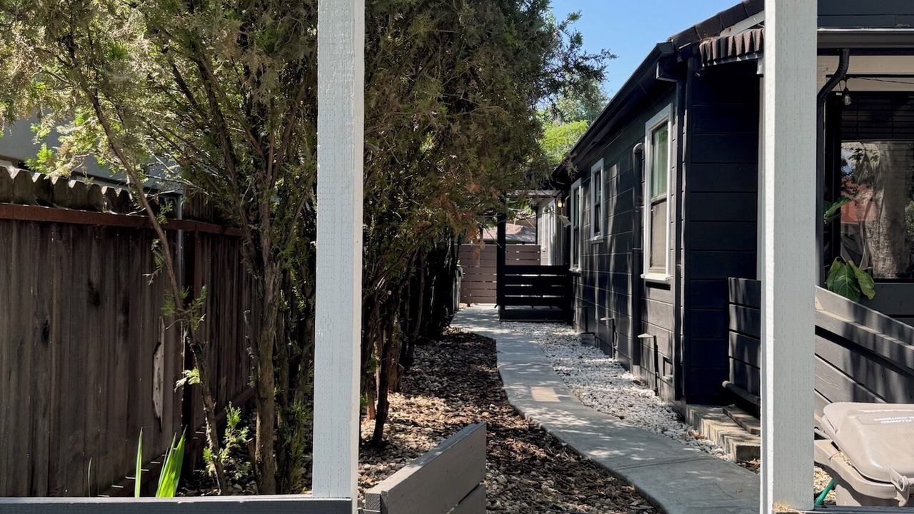 Photo of Outdoor in North Oak Park