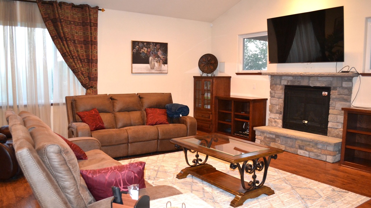 Photo of Livingroom in Knightsen