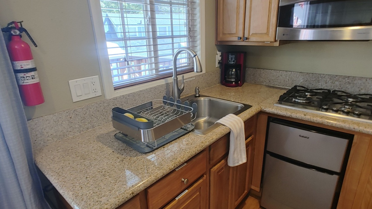 Photo of Kitchen in Green Valley Lake