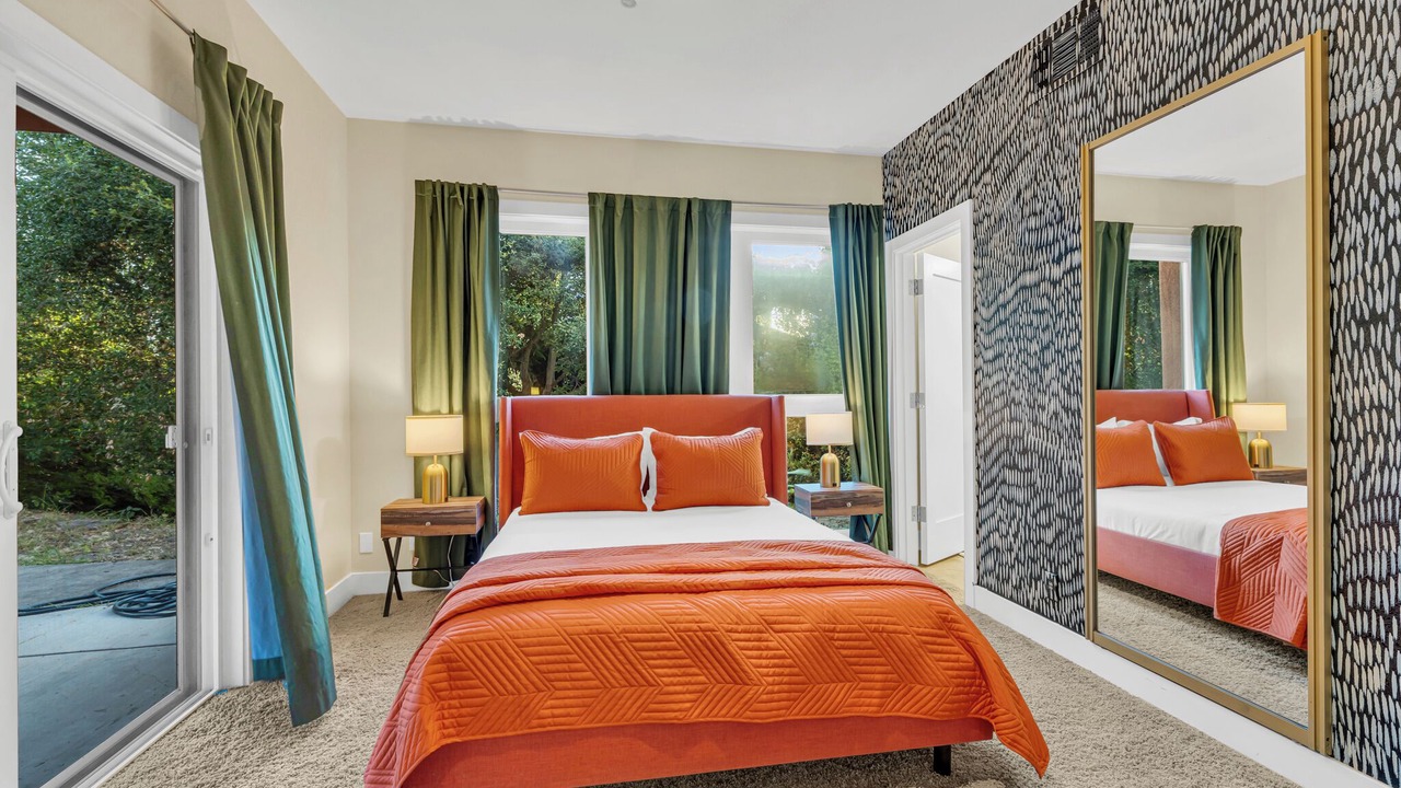 Photo of Bedroom in Point Richmond