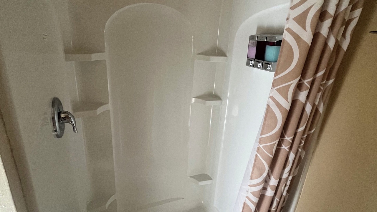 Photo of Bathroom in Tropic