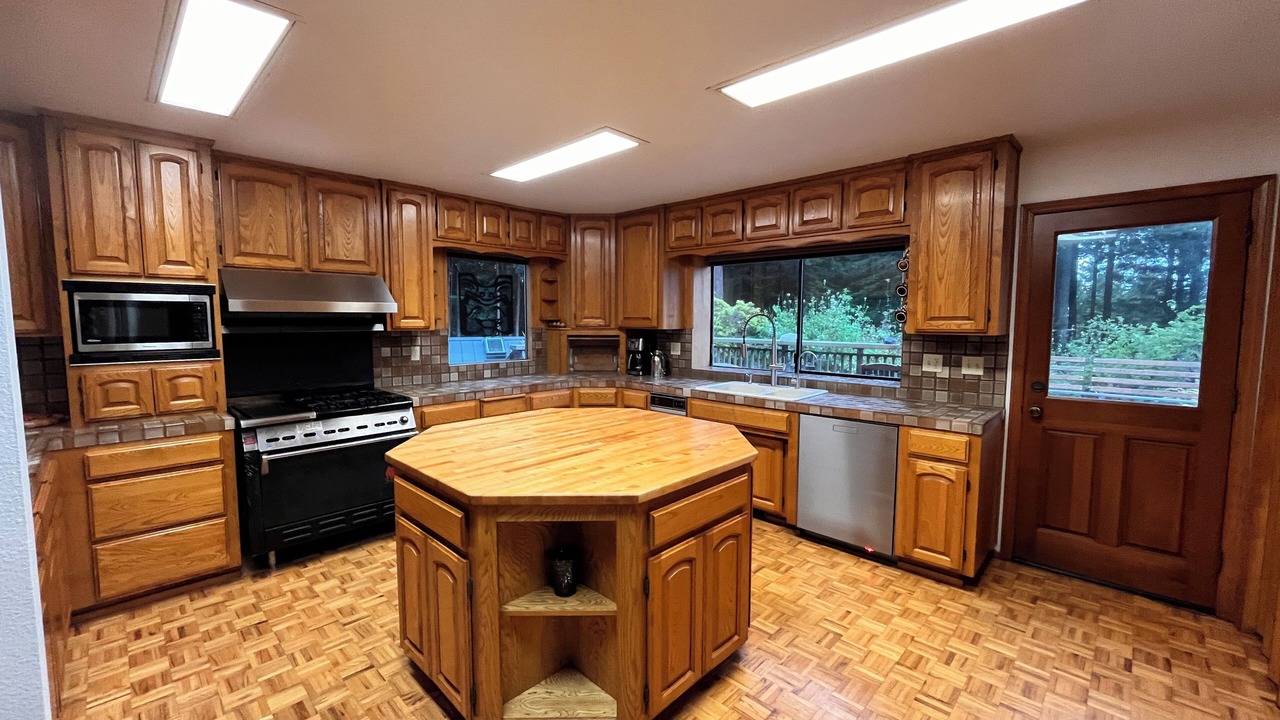 Photo of Kitchen in Freshwater