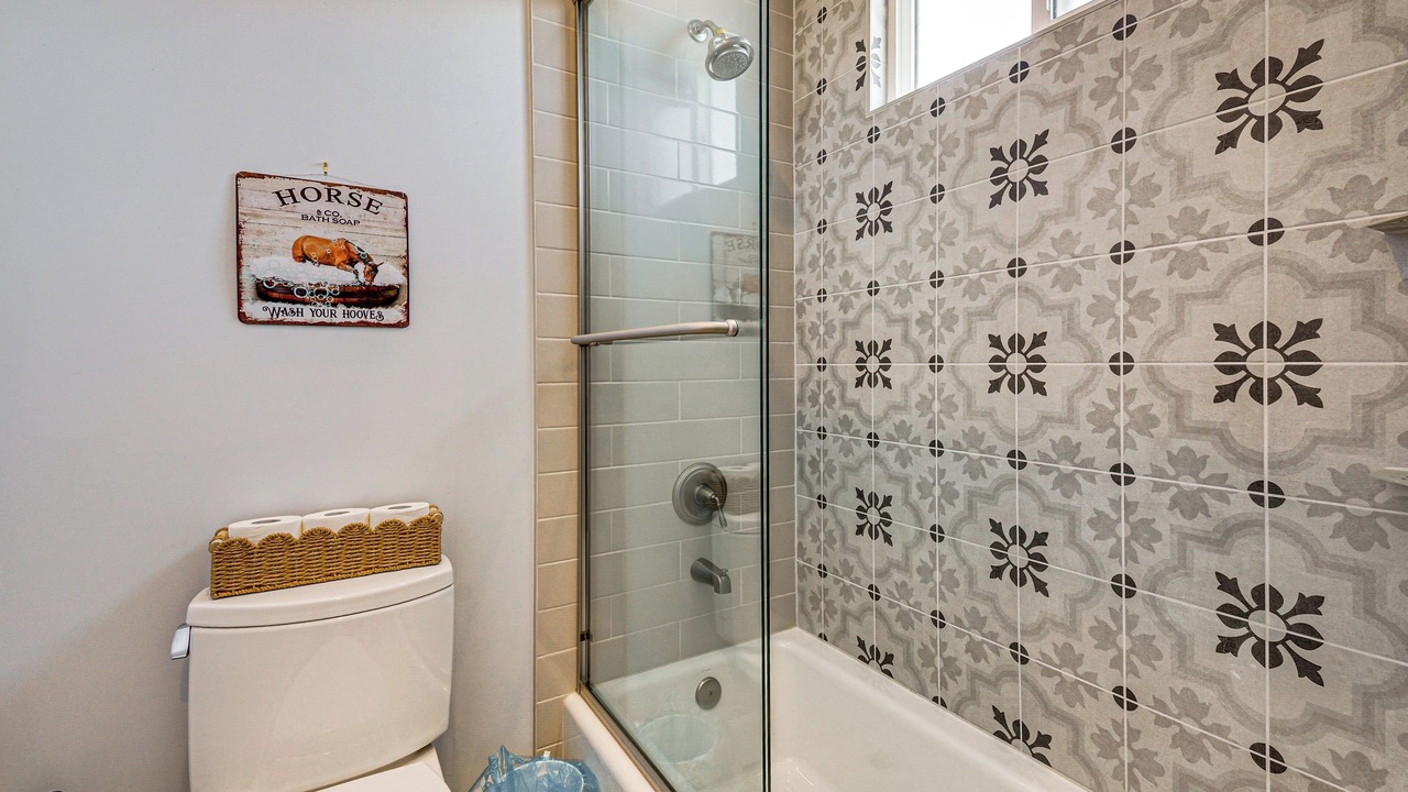 Photo of Bathroom in Williamson
