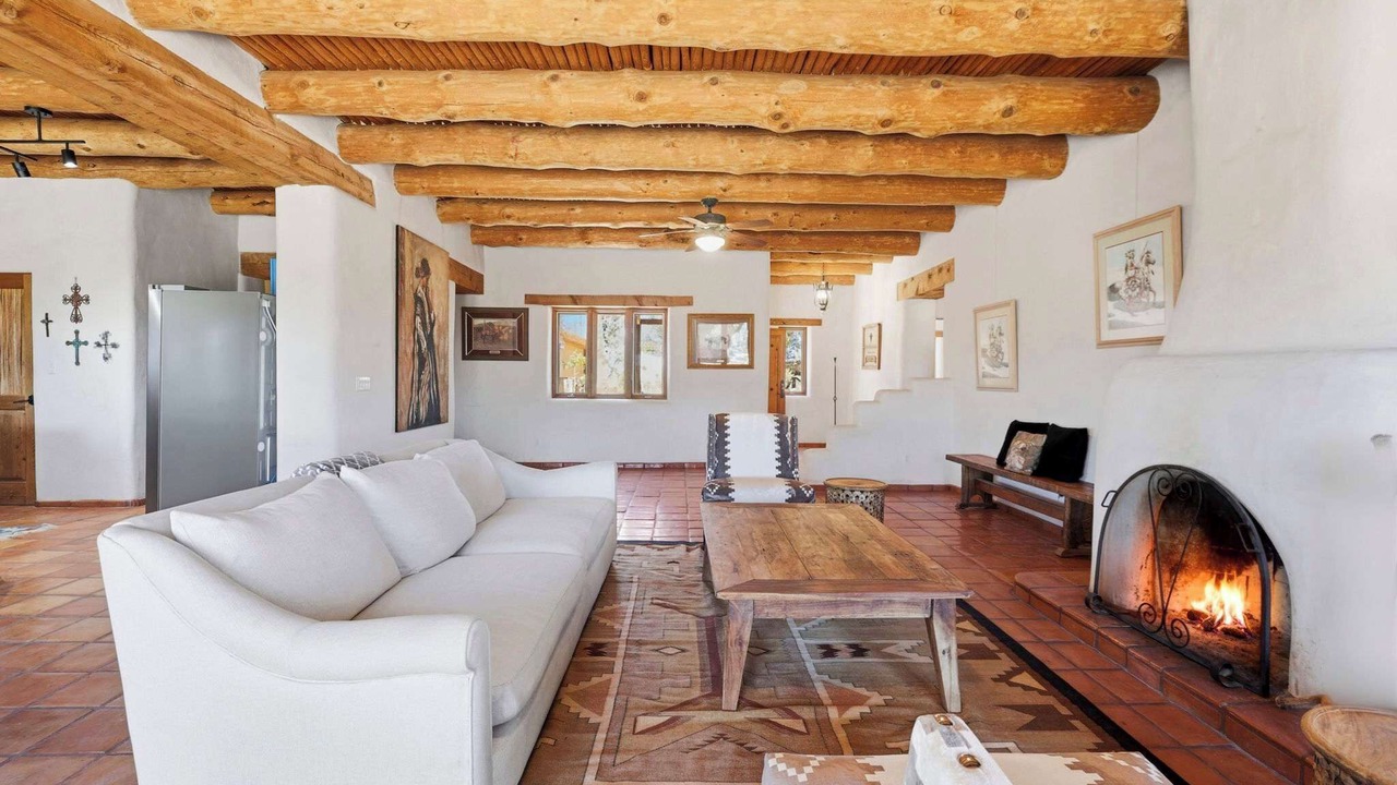 Photo of Livingroom in Williamson