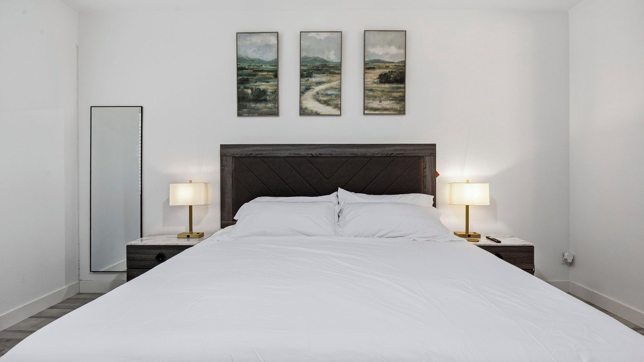 Photo of Bedroom in Victorville