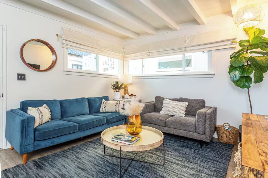 Photo of Livingroom in Corona del Mar