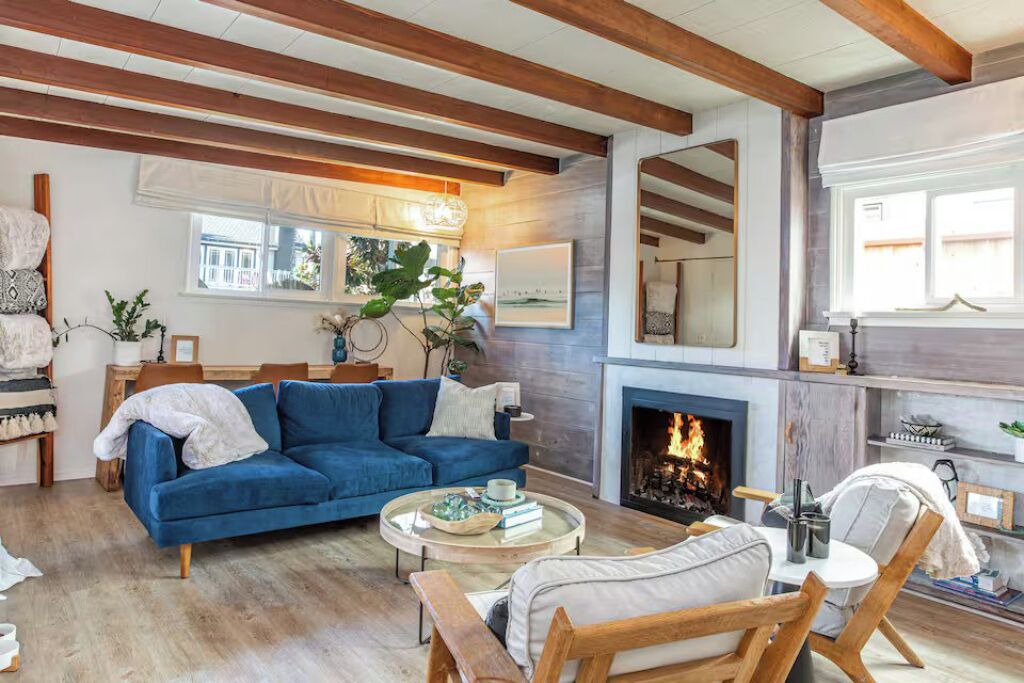 Photo of Livingroom in Corona del Mar