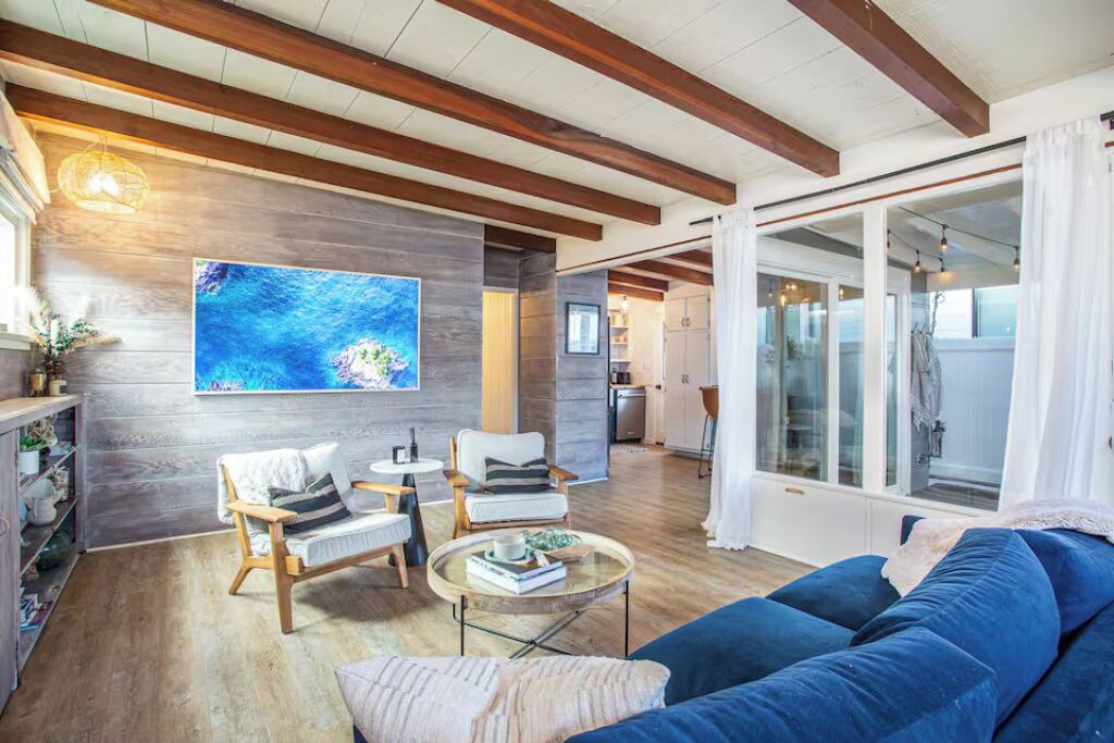 Photo of Livingroom in Corona del Mar
