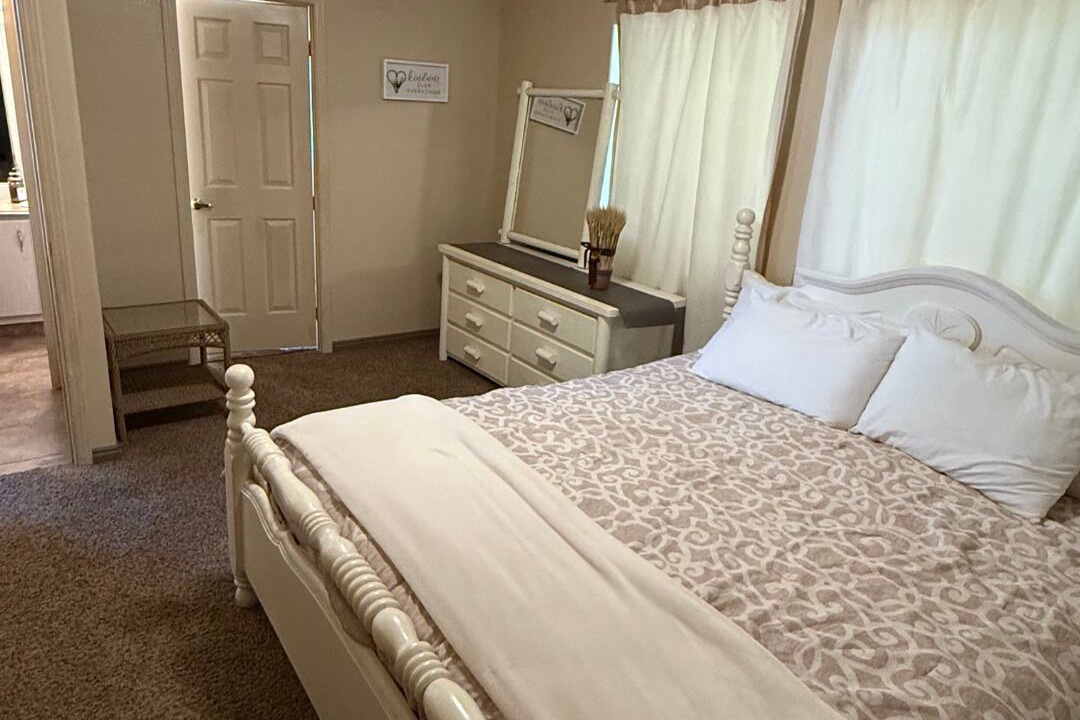 Photo of Bedroom in Ivins