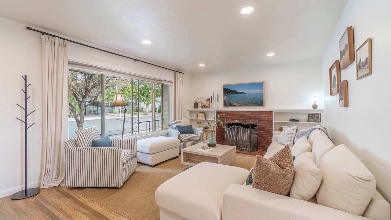 Photo of Livingroom in Old Southwest