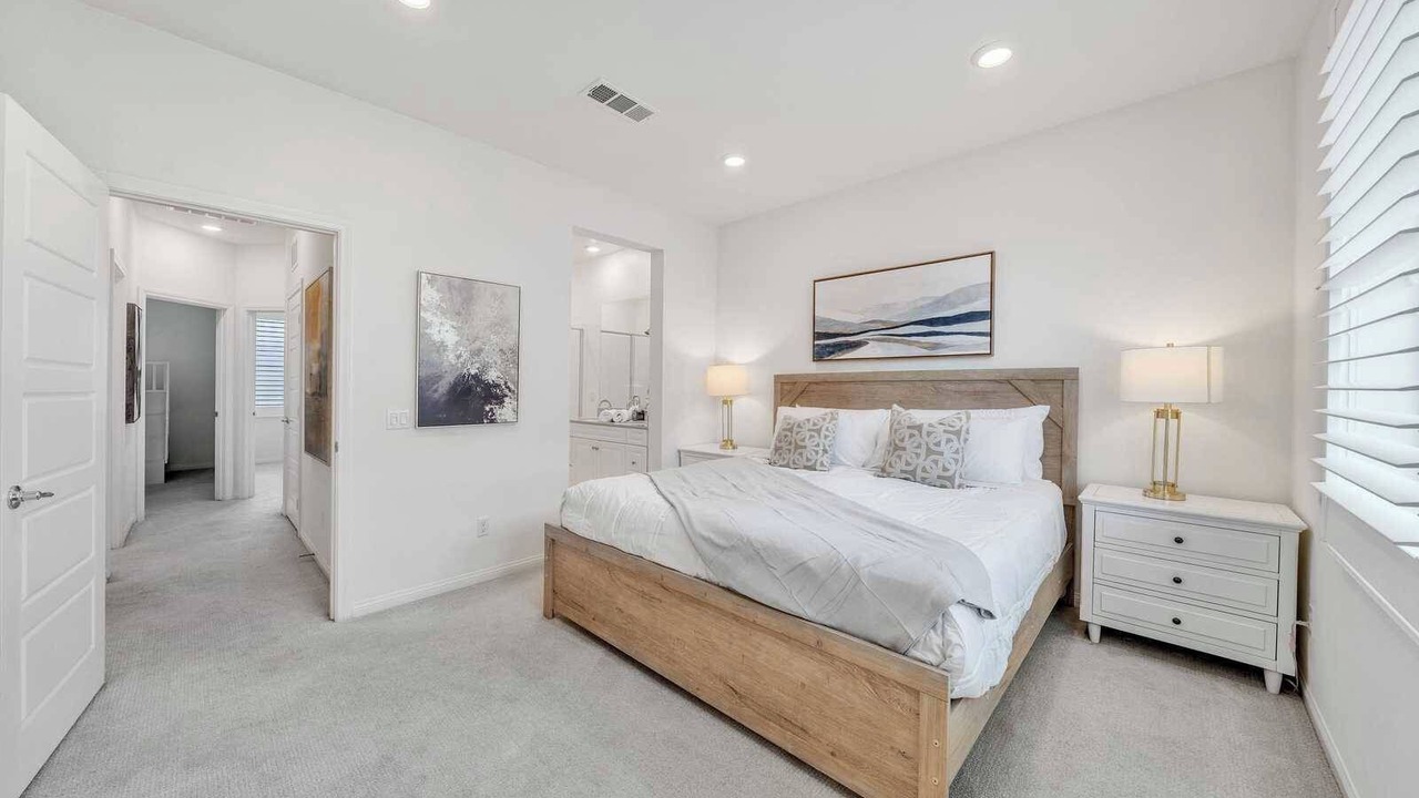 Photo of Bedroom in Irvine Business Complex