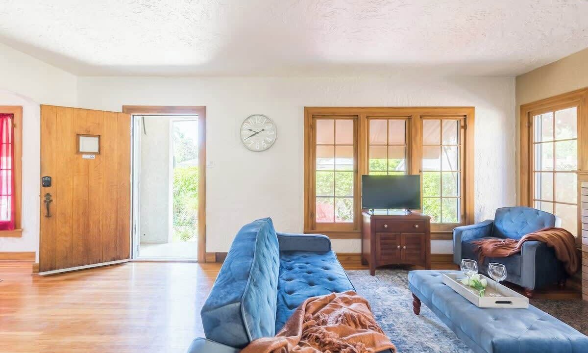 Photo of Livingroom in Riverside