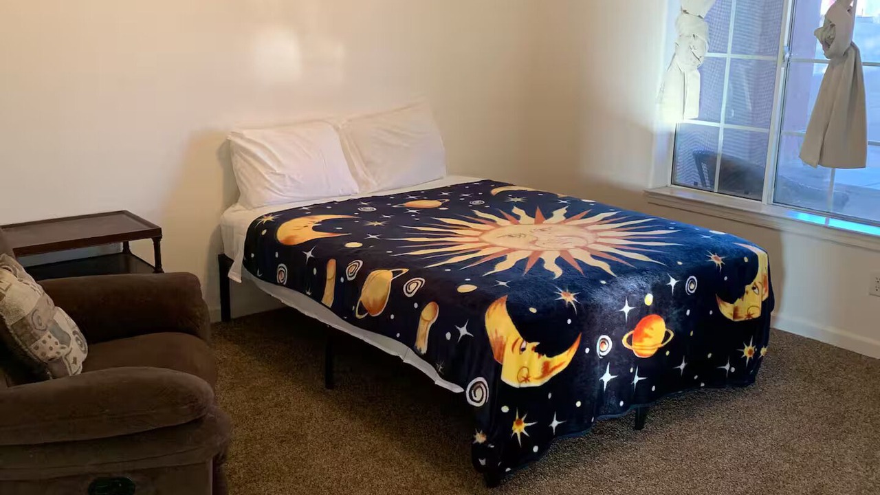 Photo of Bedroom in Sunridge Estates