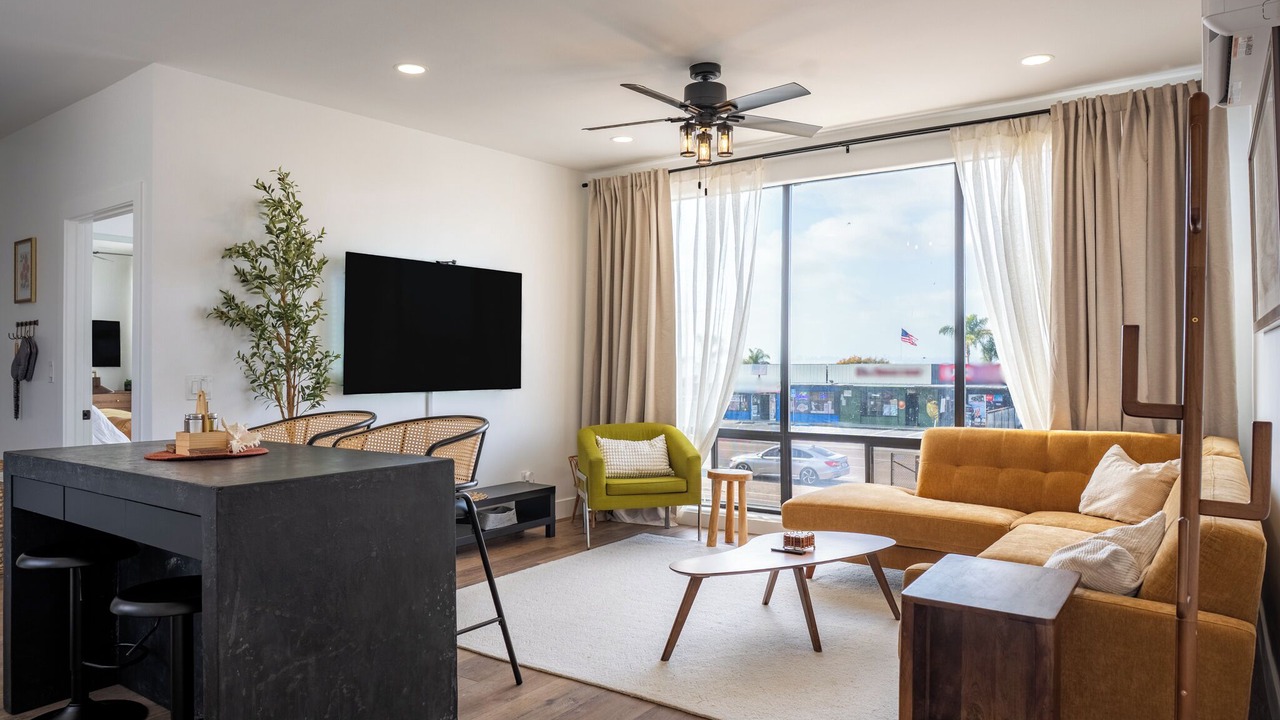 Photo of Livingroom in Lincoln Acres