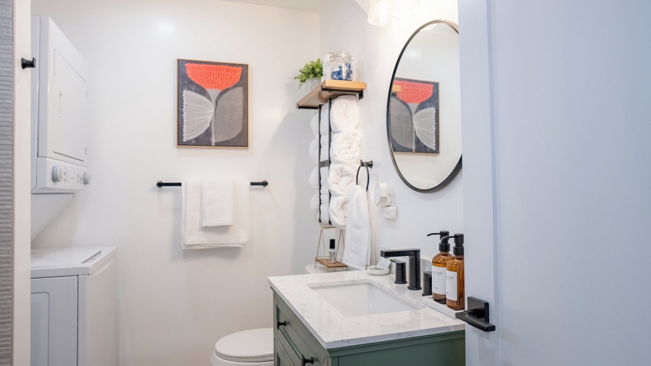 Photo of Bathroom in Lincoln Acres