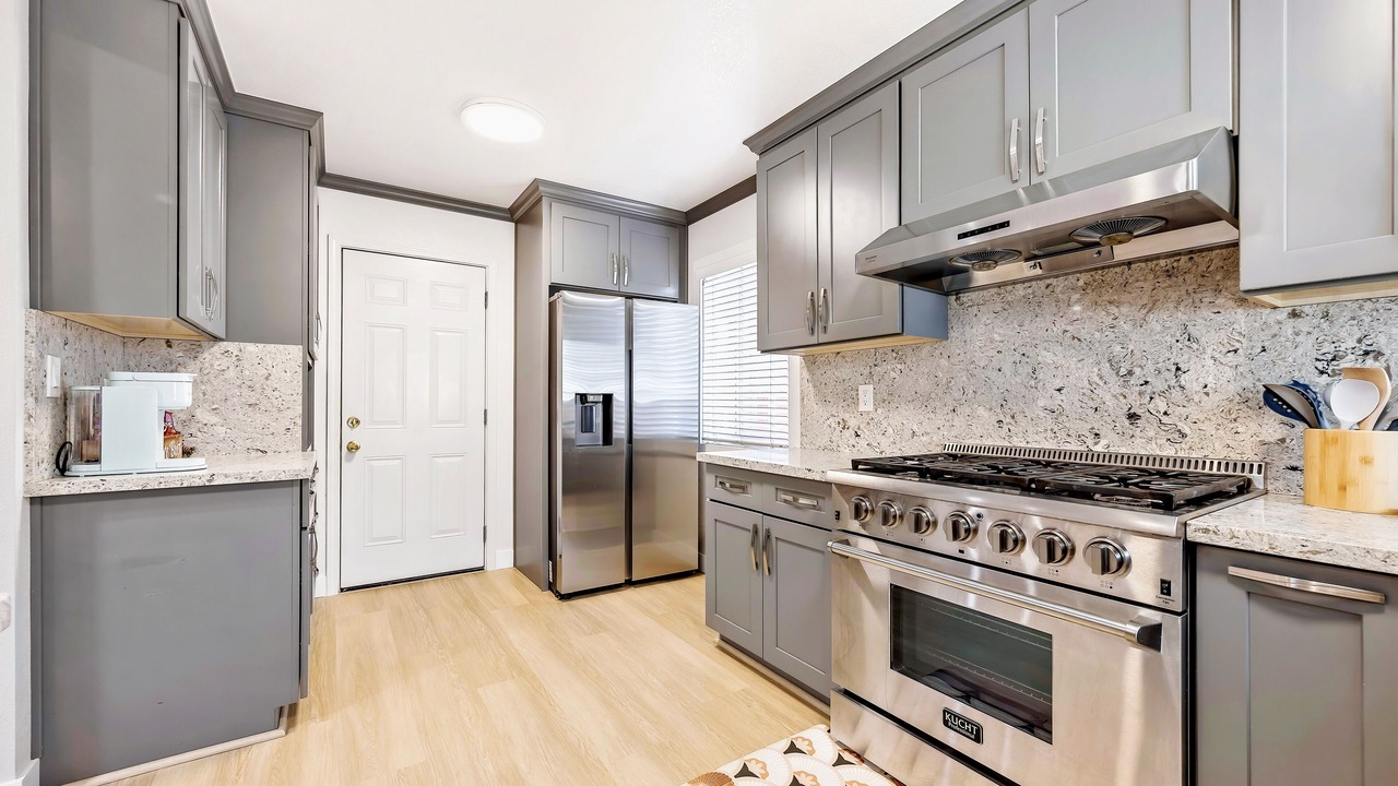 Photo of Kitchen in Davis Tract