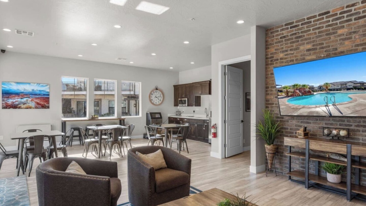 Photo of Livingroom in Ivins