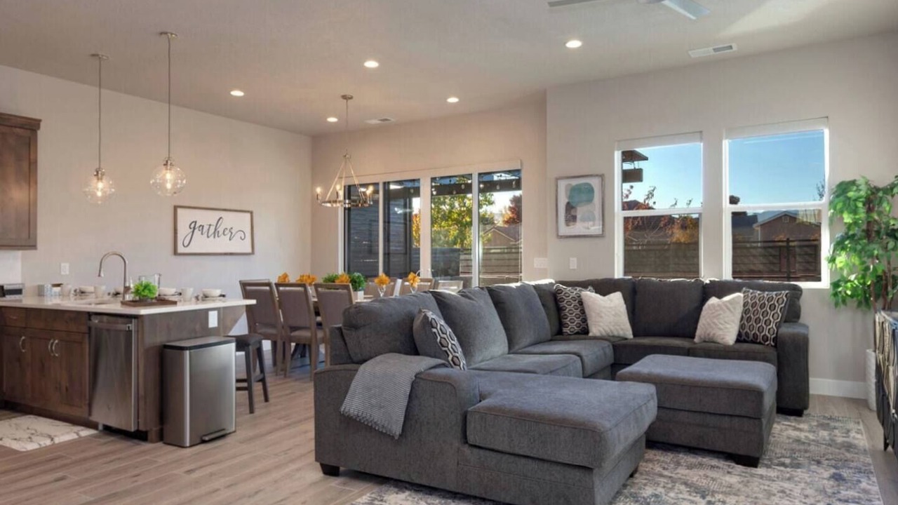 Photo of Livingroom in Ivins