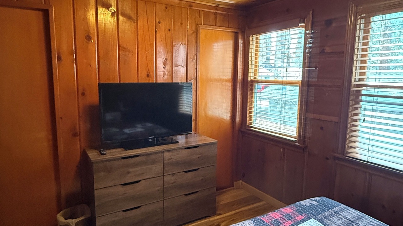 Photo of Bedroom in Sierra Tract