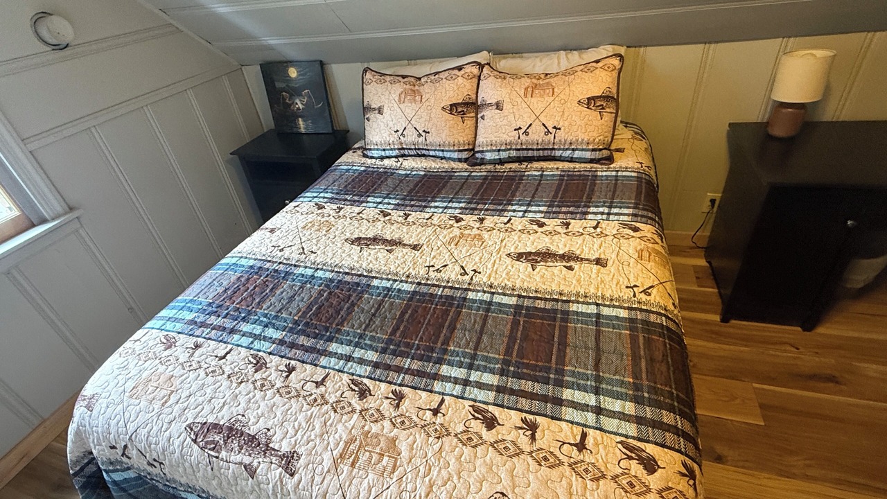 Photo of Bedroom in Sierra Tract