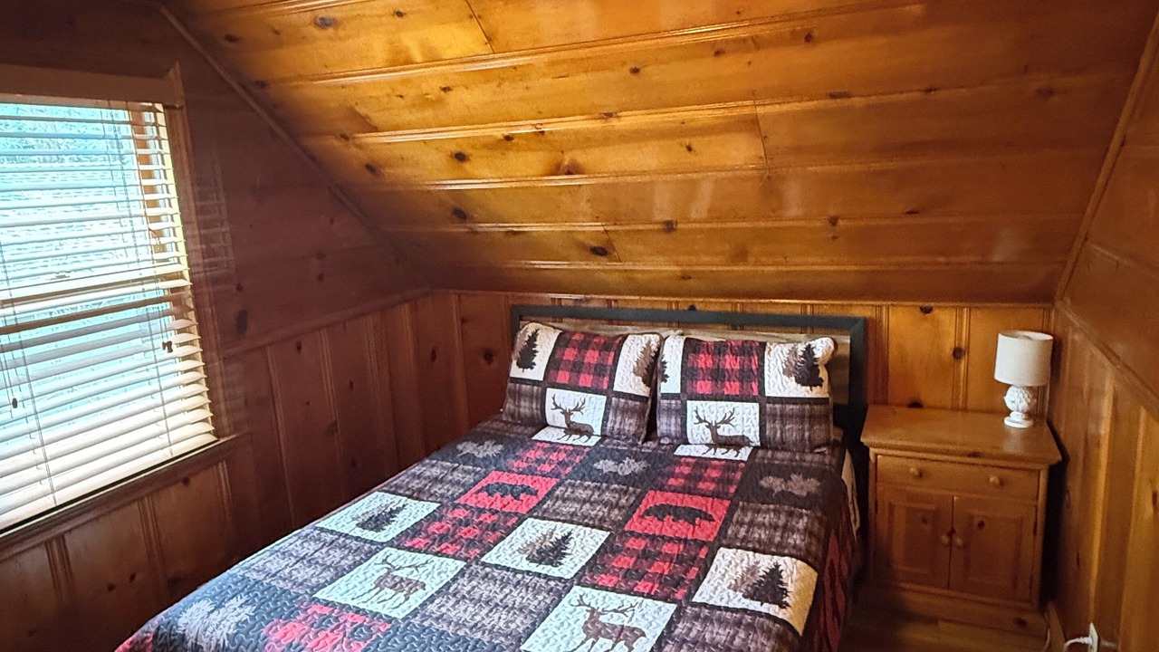 Photo of Bedroom in Sierra Tract