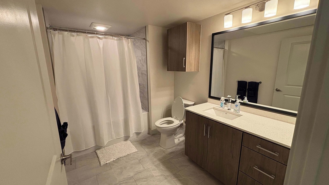 Photo of Bathroom in Midway District