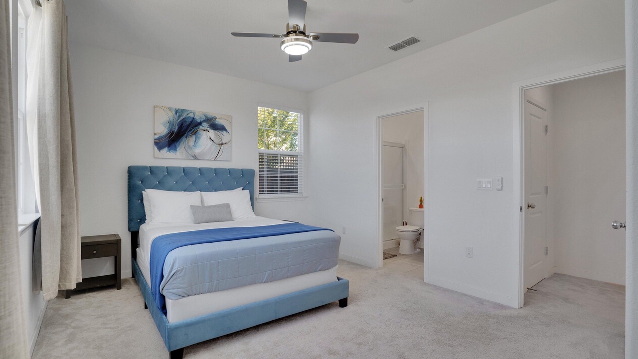 Photo of Bedroom in Lathrop