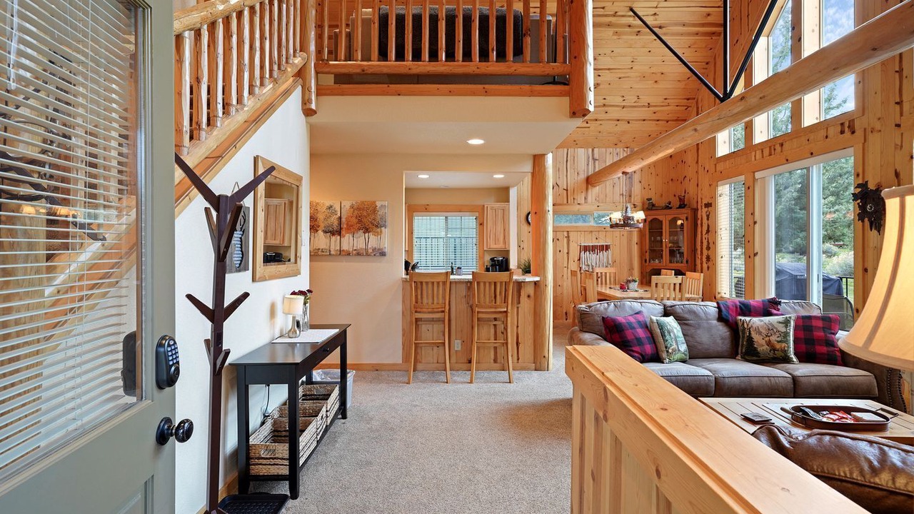 Photo of Livingroom in Redmond