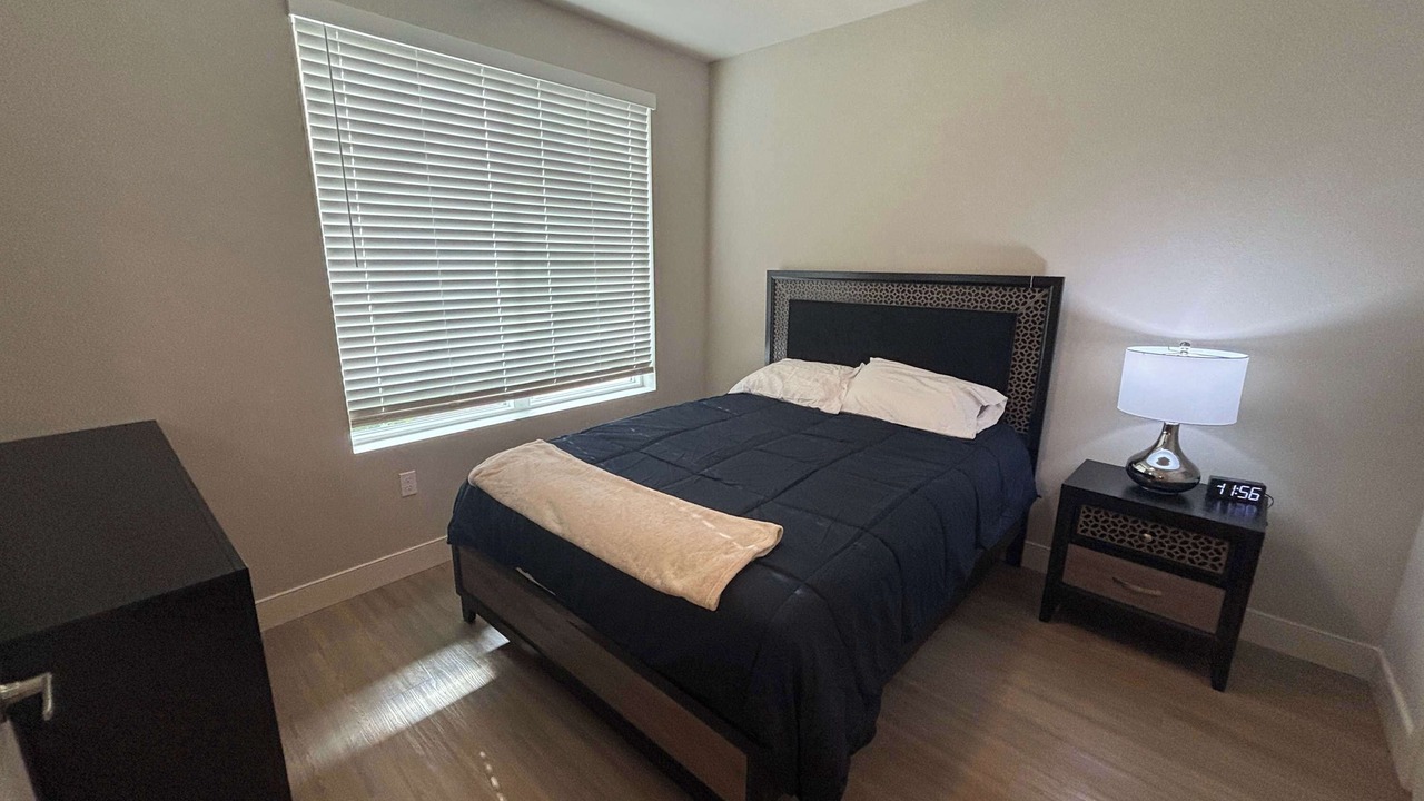 Photo of Bedroom in Midway District