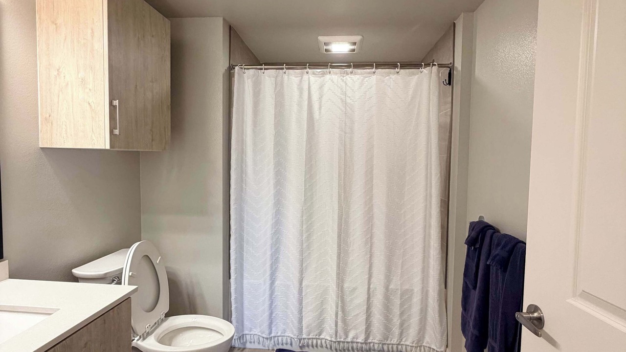 Photo of Bathroom in Midway District