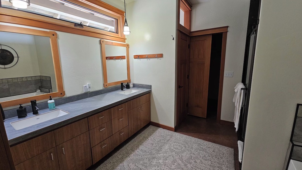 Photo of Bathroom in Brookings