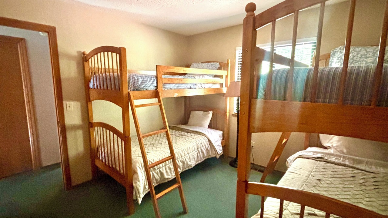 Photo of Bedroom in Arnold