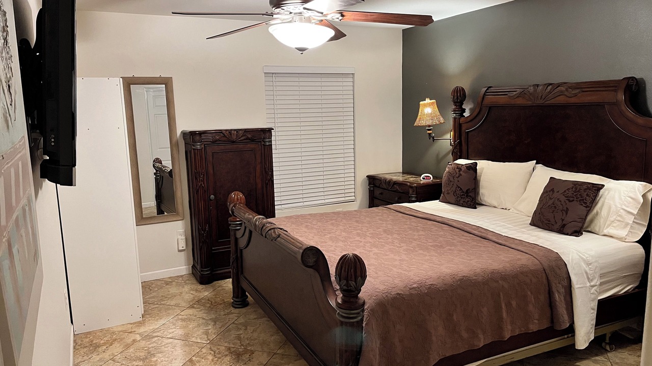 Photo of Bedroom in Parker Strip