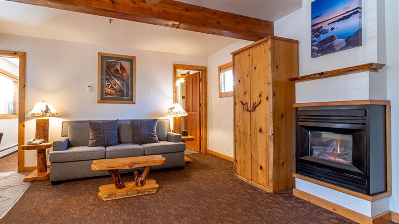 Photo of Livingroom in Tahoya Shores