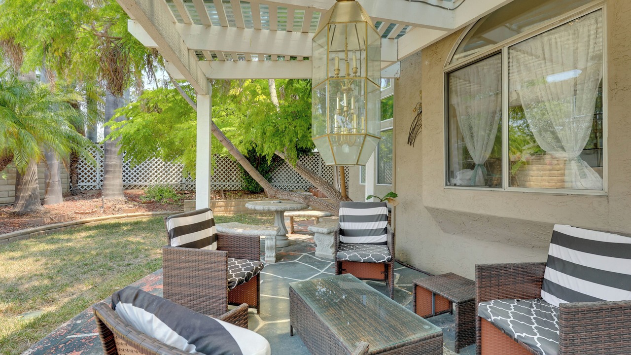 Photo of Patio Balcony in North Valley